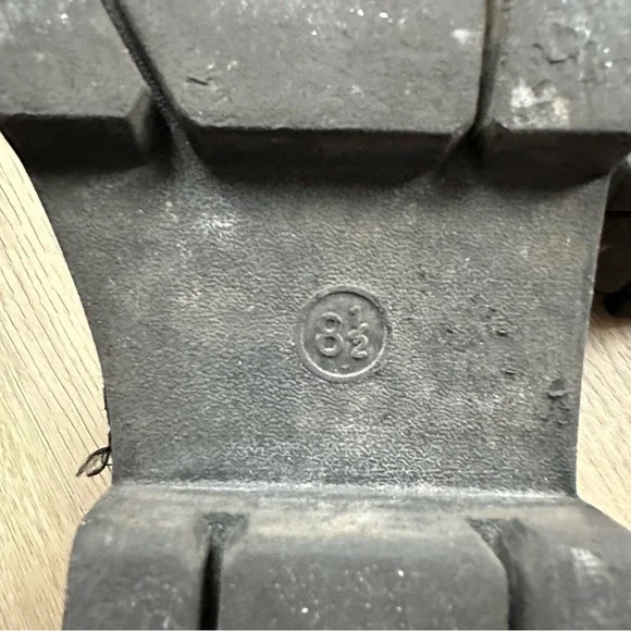 Universal Thread Black Canvas Combat Boots - Picture 8 of 9